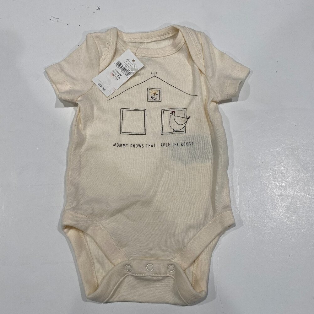 BABY GAP, NWT, ivory, short sleeve, body suit, baby boy NB, 100% cotton.